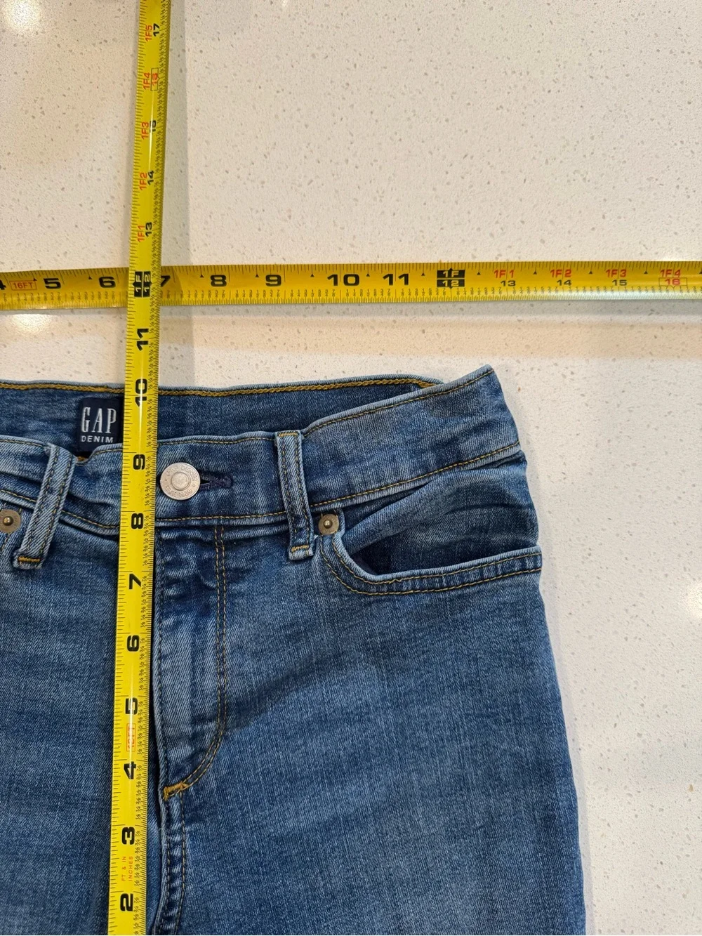 Gap 1969 Perfect Bootcut Jeans Medium Wash Women’s Size 6 / 28S The Gap Denim.